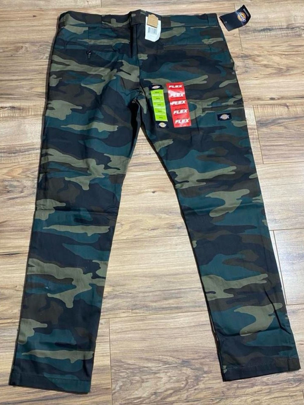 Men’s New with Tags Camouflage Dickies Skinny Straight Pants